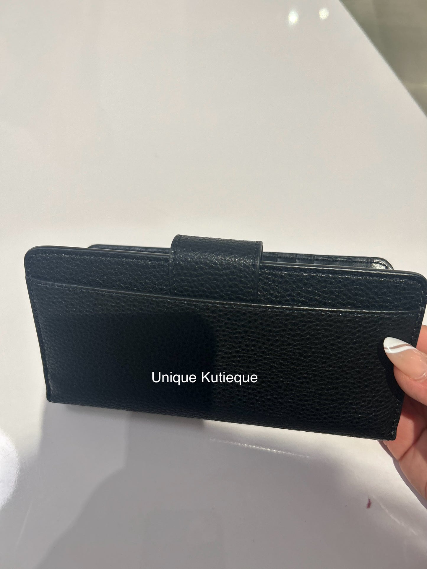 Marc Jacobs Slim Bifold Wallet - twist lock