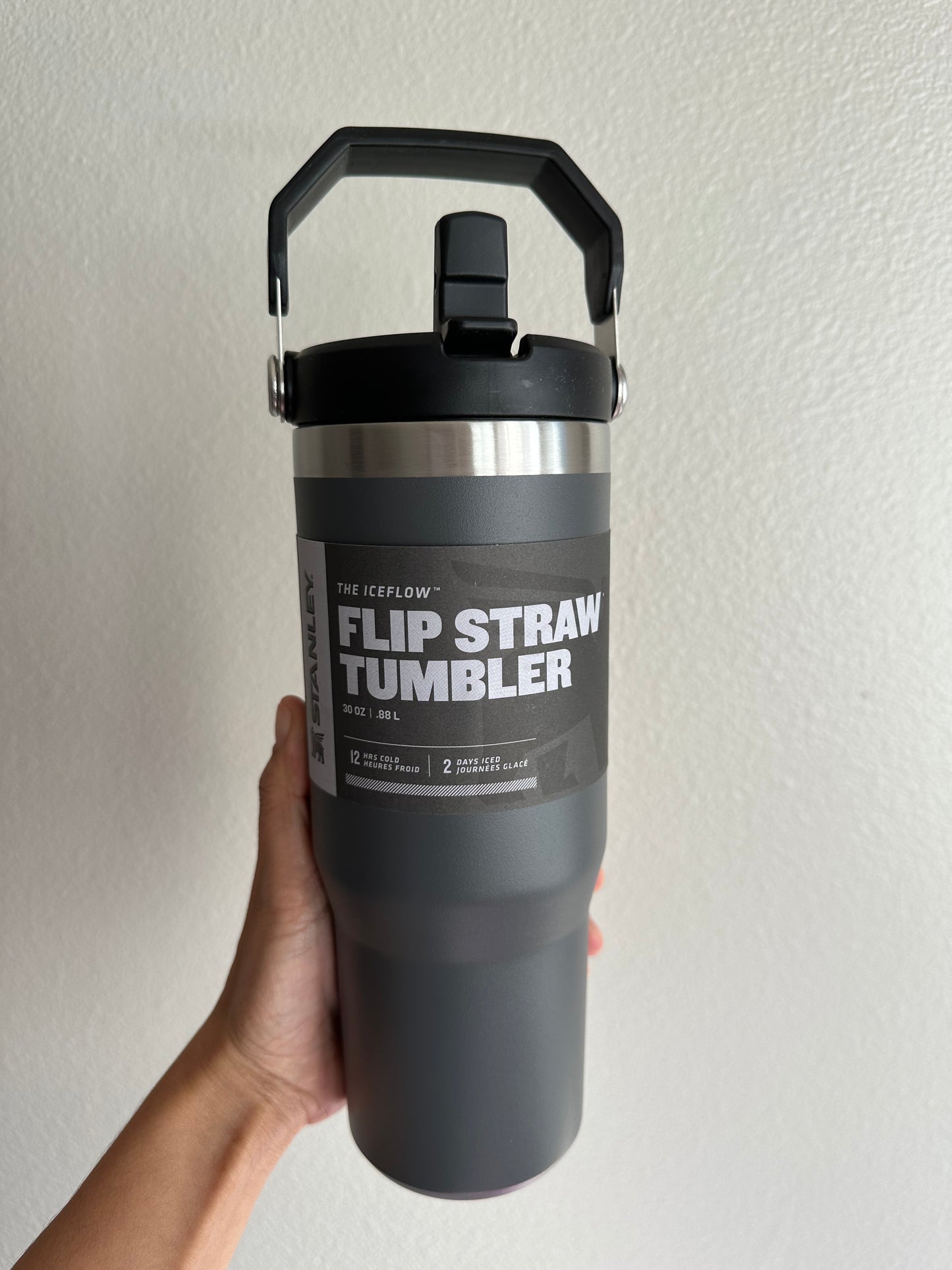 Stanley Ice Flow Flip Straw Top Charcoal 30oz